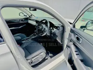 Honda Vezel Z Premium 4WAY B/New 2026