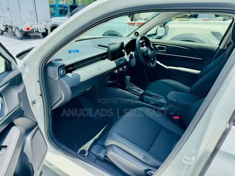 Honda Vezel Z Premium 4WAY B/New 2026