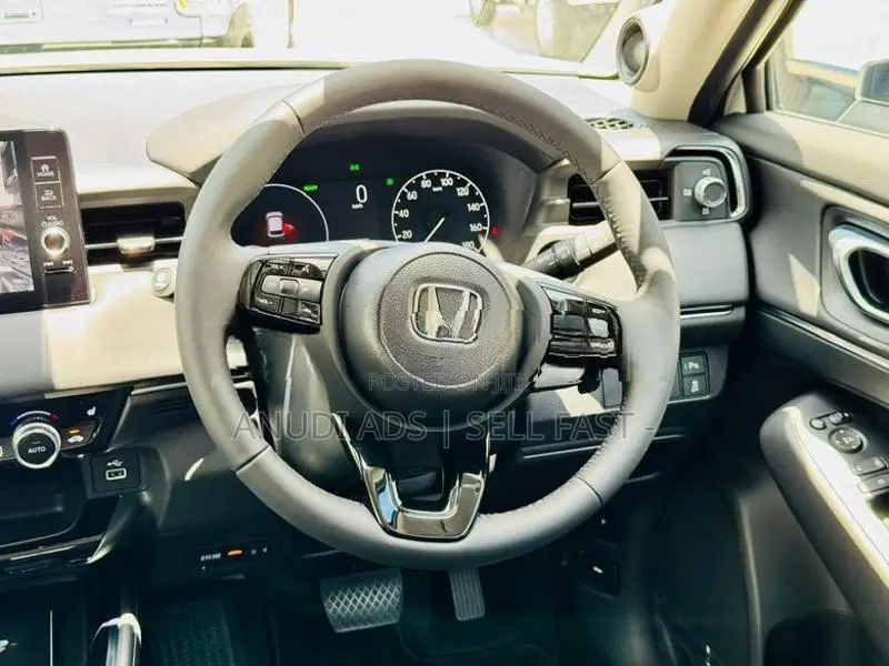 Honda Vezel Z Premium 4WAY B/New 2026