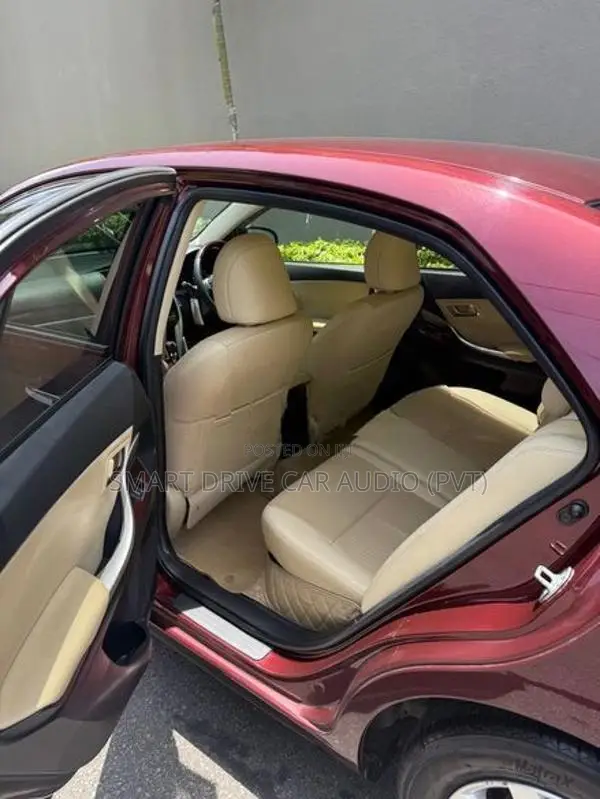 Toyota Premio 2018