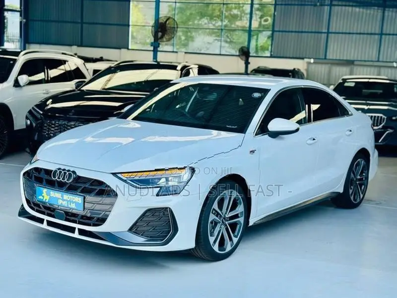 Audi A3 S Line Advance B/NEW 2025