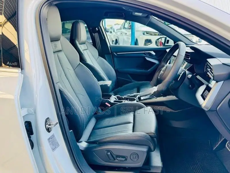 Audi A3 S Line Advance B/NEW 2025