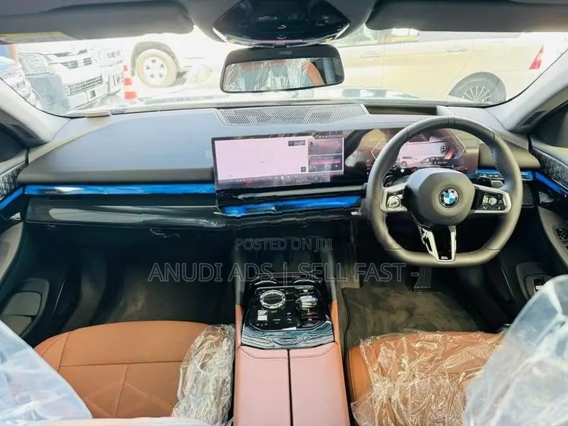 BMW 525i Li M Sport LWB B/New 2025