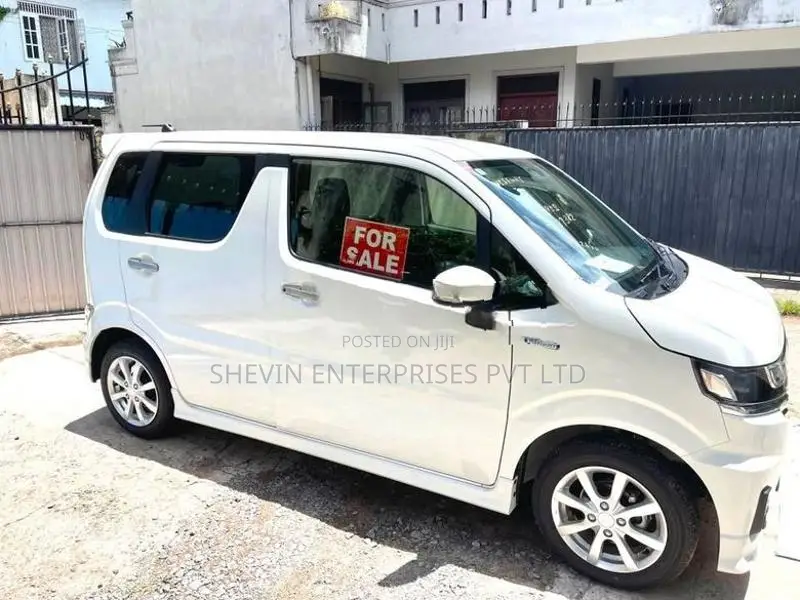 Suzuki Wagon R Custom ZX 2025