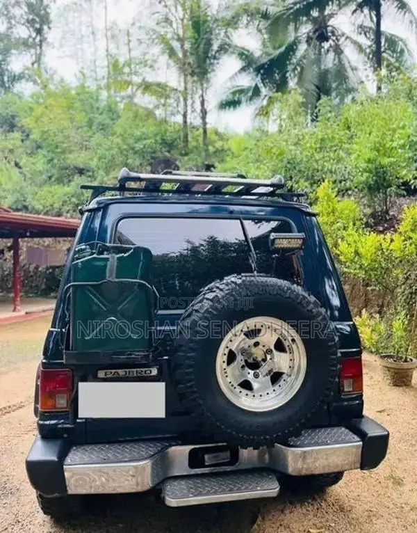 Mitsubishi Pajero 1983