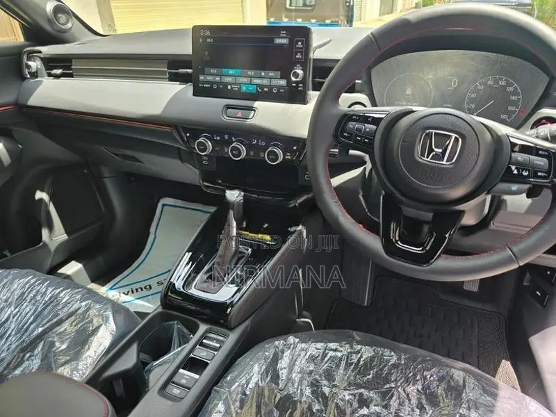 Honda Vezel RS PREMIUM 2026