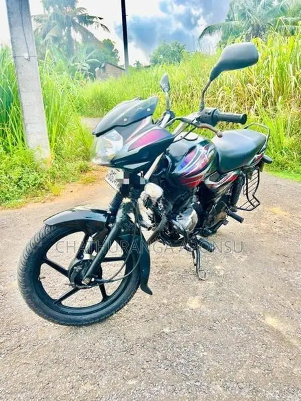 Bajaj Discover 100 2017