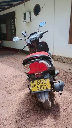 Honda Dio 2018