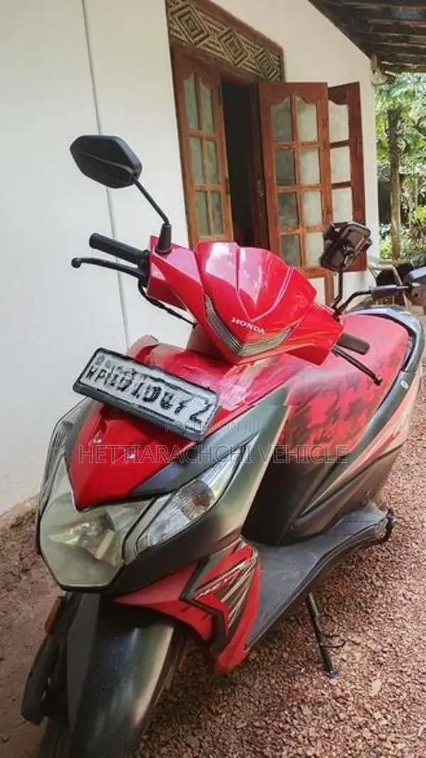 Honda Dio 2018