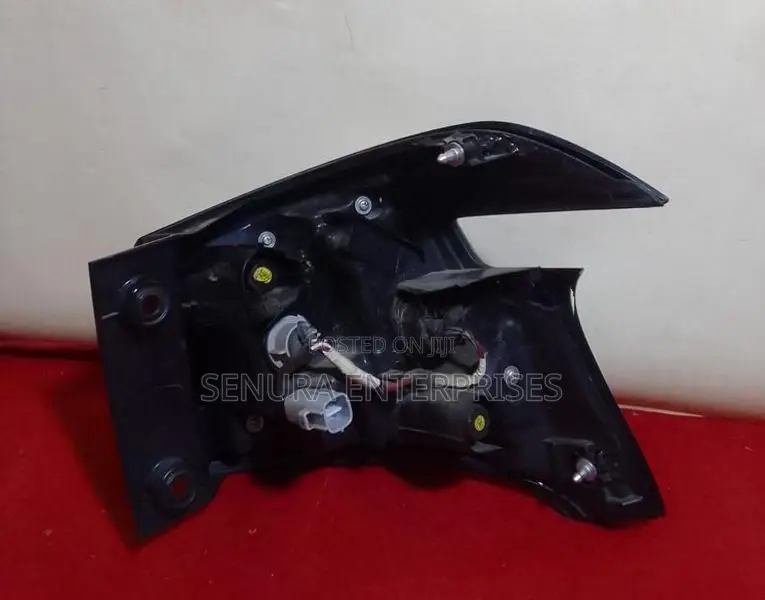 Sienta NSP170 Tail Light