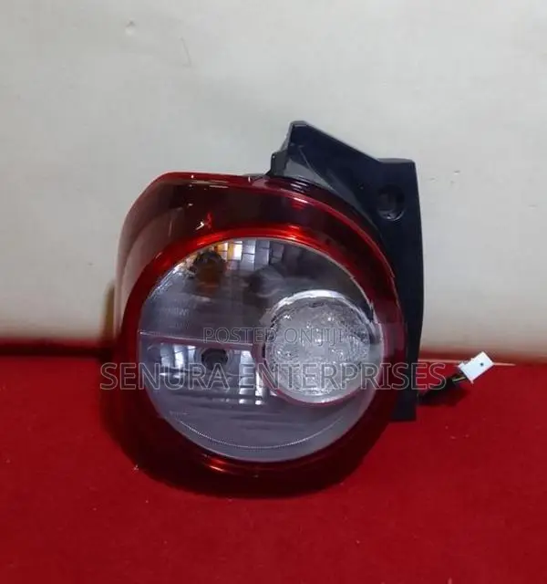 Daihatsu Mira TOCOT LA550 Tail Light Lh