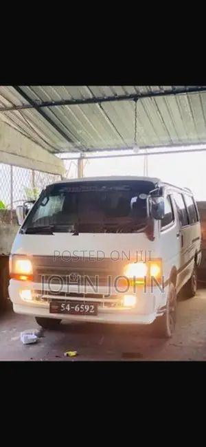 Toyota Dolphin LH113 1990