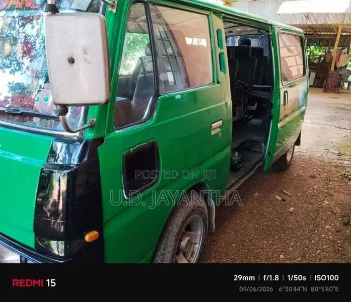 Nissan Caravan 1981