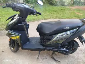 Yamaha Ray ZR 2018