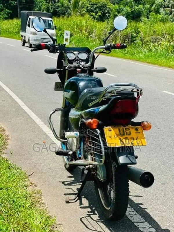 Bajaj CT100 2008