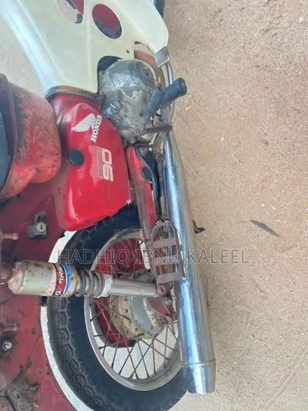 Honda CD 90 2002
