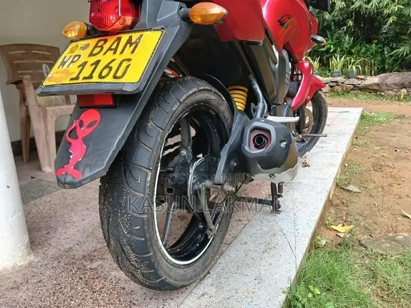 Yamaha FZ 2016