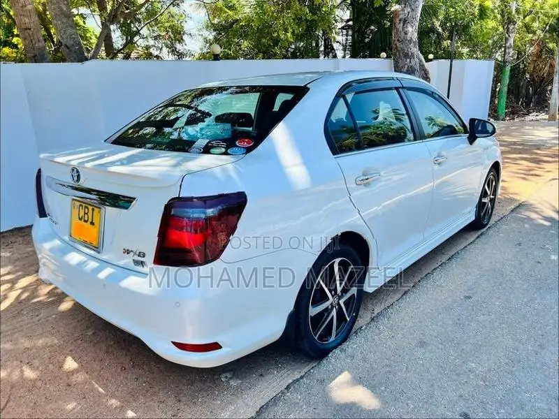 Toyota Axio WXB 2017