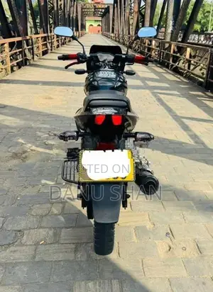 Bajaj Pulsar 150 2016