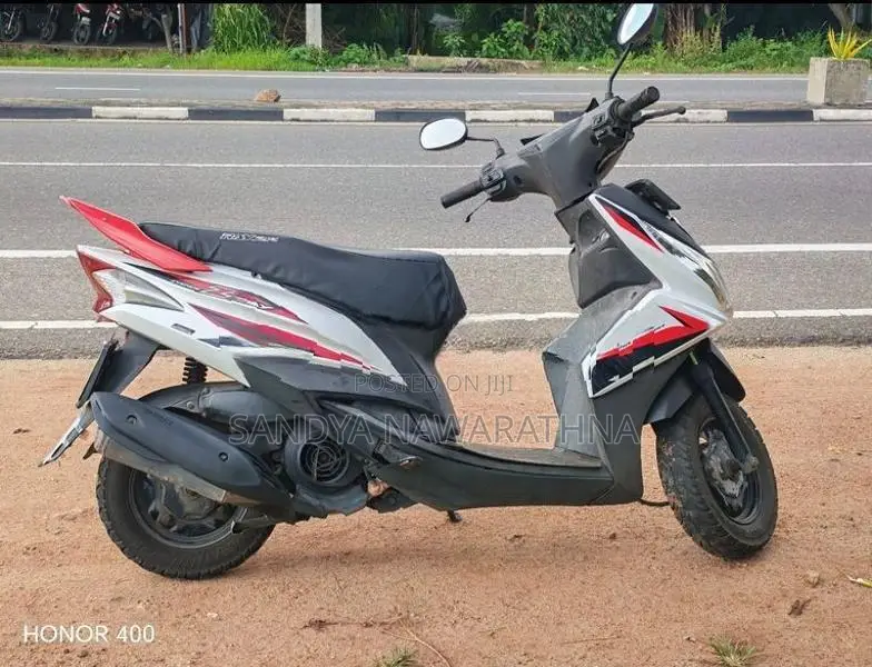 Yamaha Ray ZR 2015