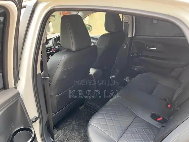 Toyota Yaris Ativ 2025