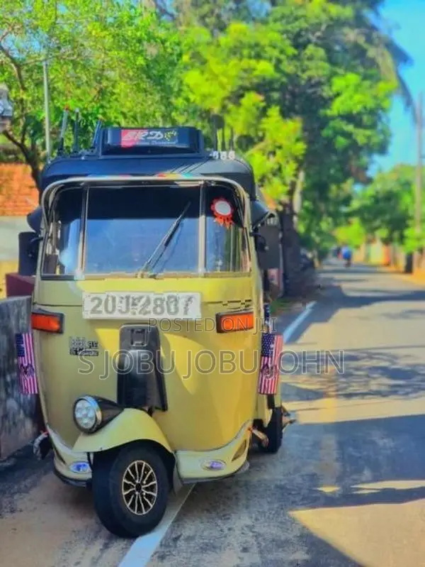 Bajaj RE 1993