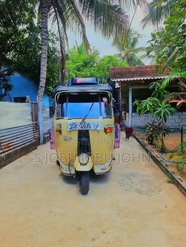 Bajaj RE 1993