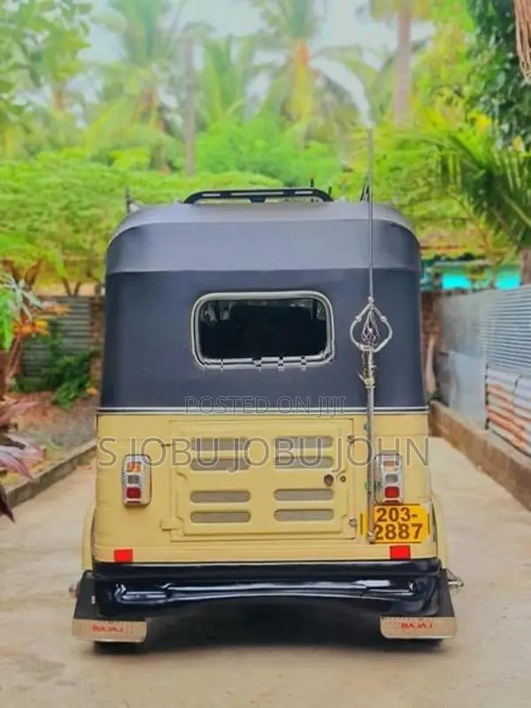 Bajaj RE 1993