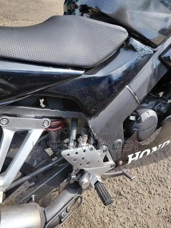 Honda CBR 150R 2007