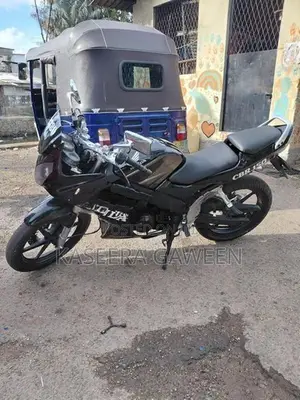 Honda CBR 150R 2007