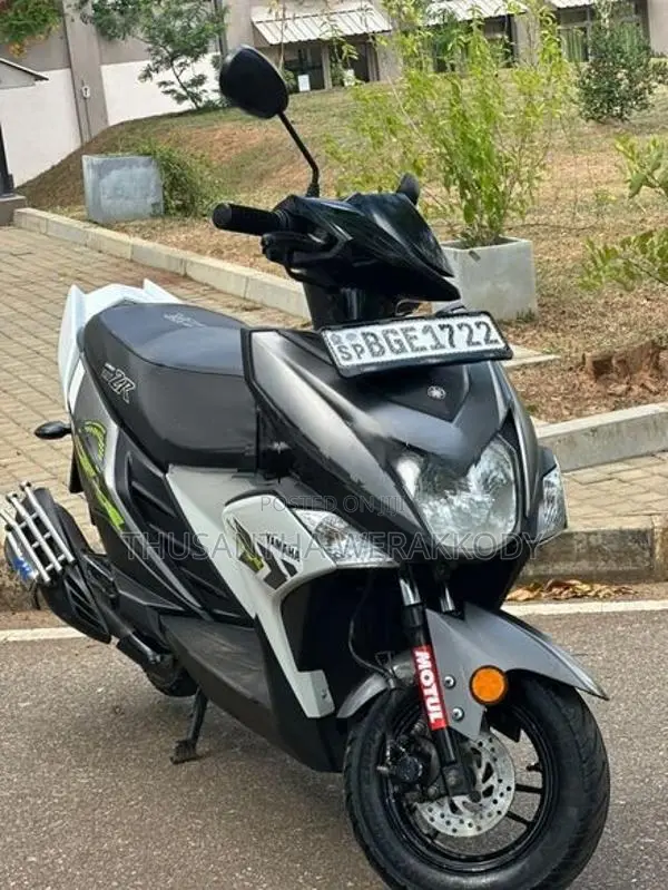 Yamaha RayZR Disc 2018