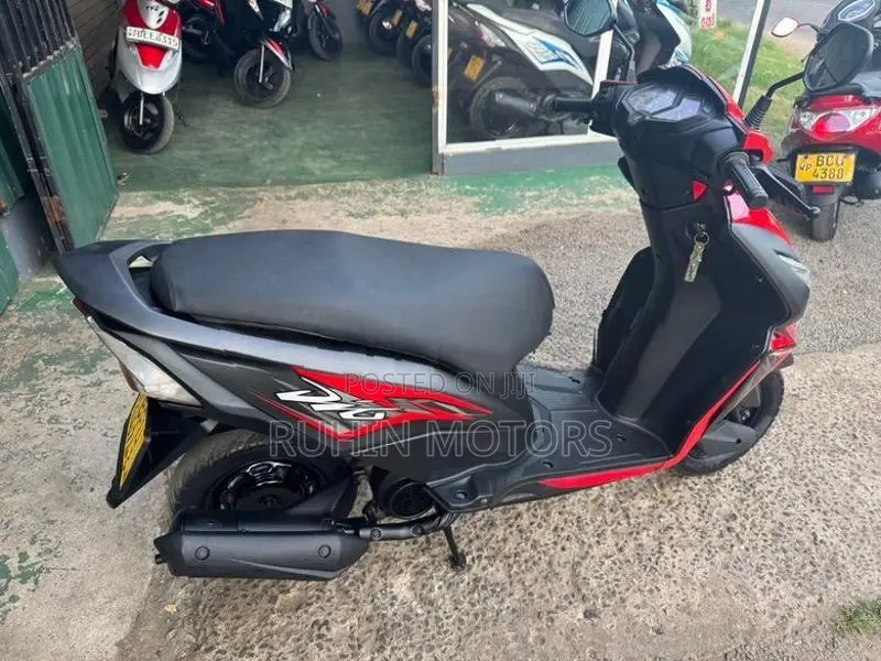 Honda Dio 2017