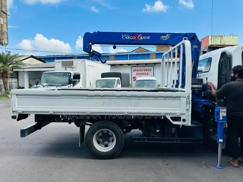 Isuzu NRP85 Boom Truck 2.4Unic 2020