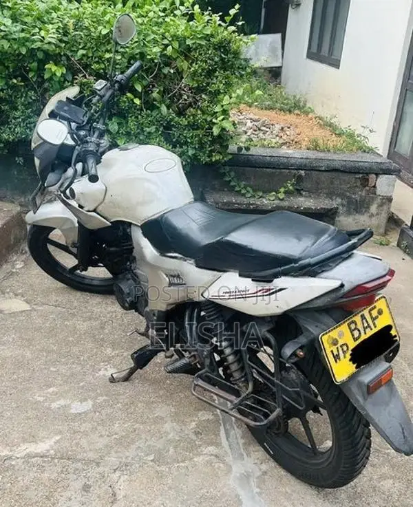 Yamaha SZR 2012
