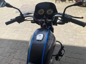Bajaj Platina 100 2013
