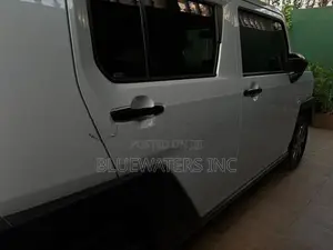 Daihatsu Taft Dark Chrome Venture 2025