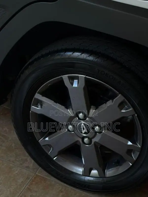 Daihatsu Taft Dark Chrome Venture 2025