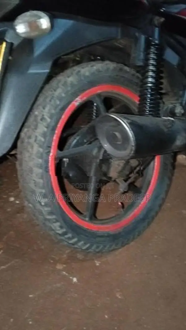 Bajaj Discover 2010