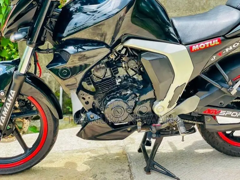 Yamaha FZs V2 2015