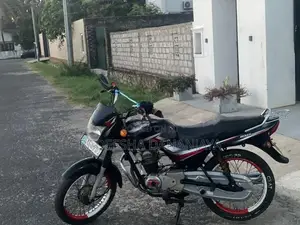 Bajaj CT100 2009