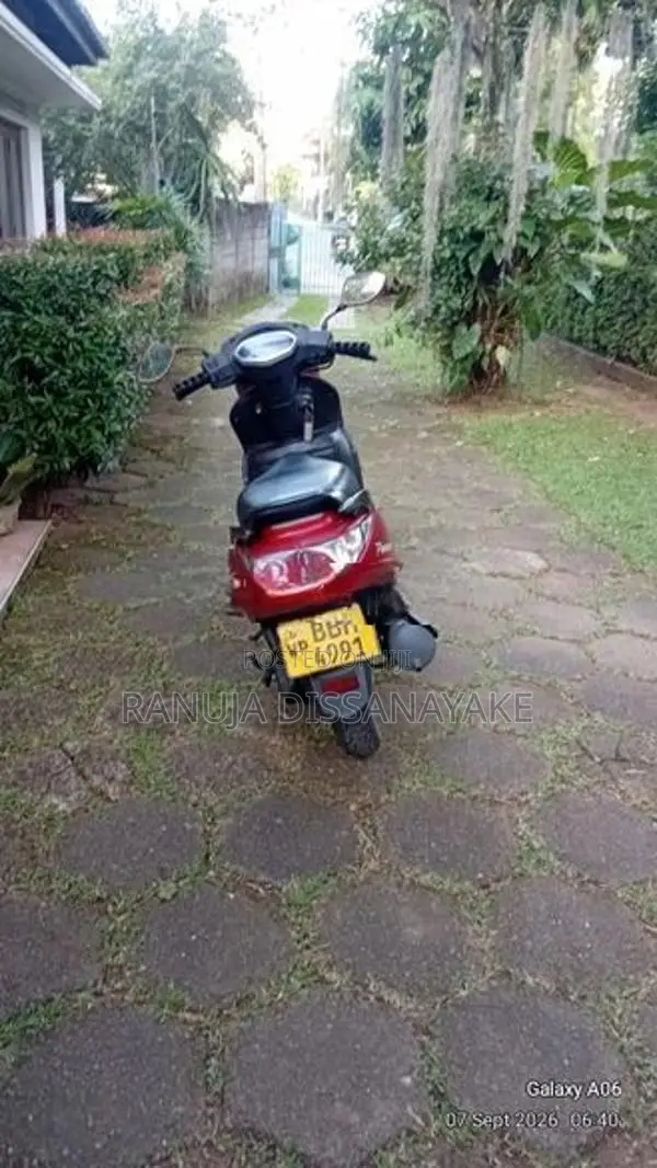Hero Pleasure Plus 2014