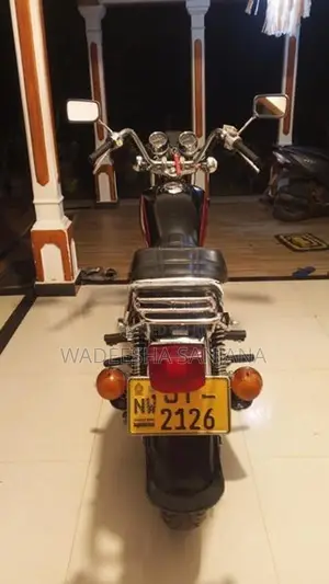 Honda CM Custom 2002