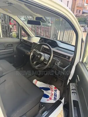 Suzuki Wagon R ZL 2026