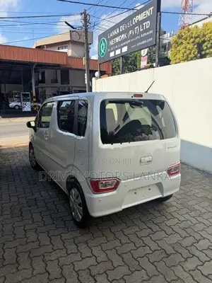 Suzuki Wagon R ZL 2026