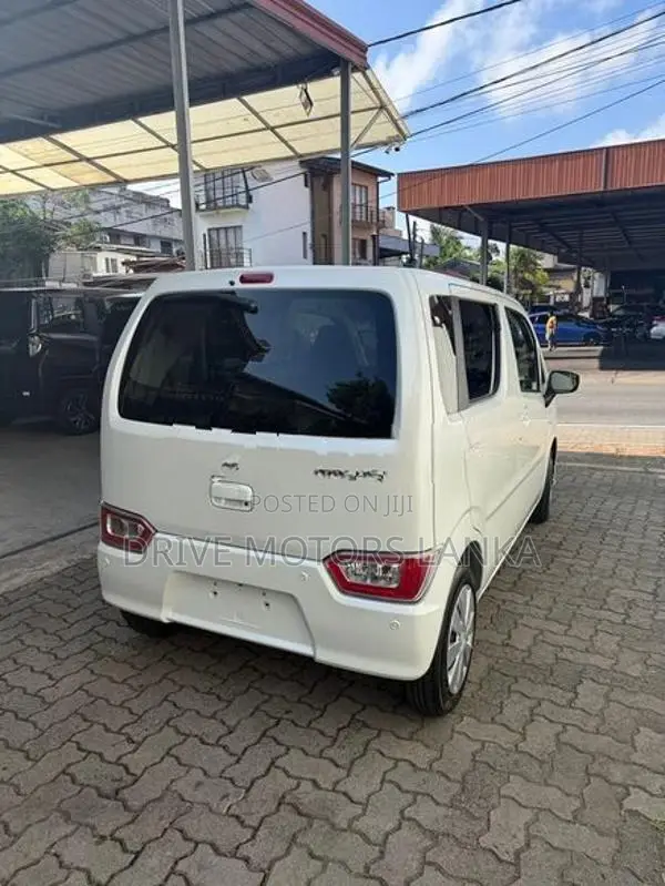 Suzuki Wagon R ZL 2026