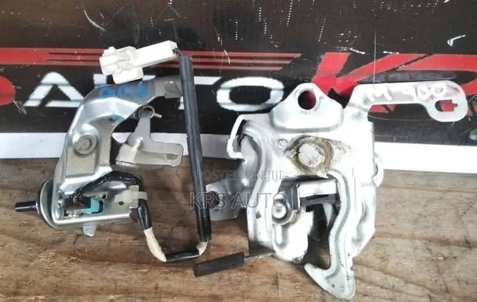 Toyota Roomy M 900 Door Parts