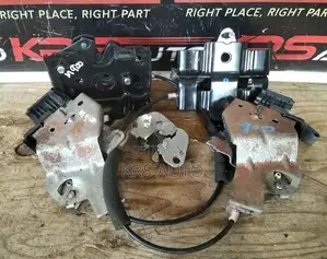 Toyota Roomy M 900 Door Parts
