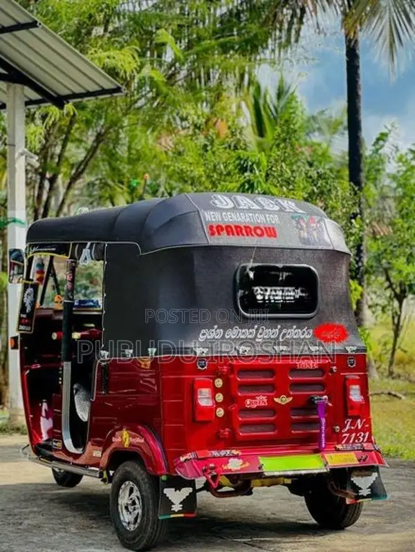 Bajaj RE 2004