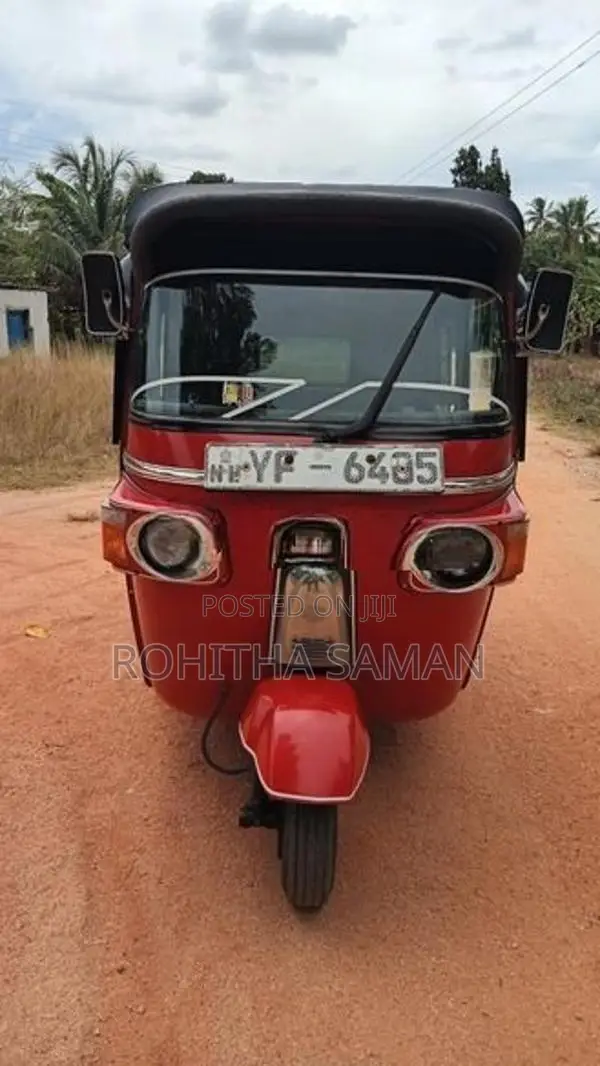 Bajaj RE Three Wheeler 2011