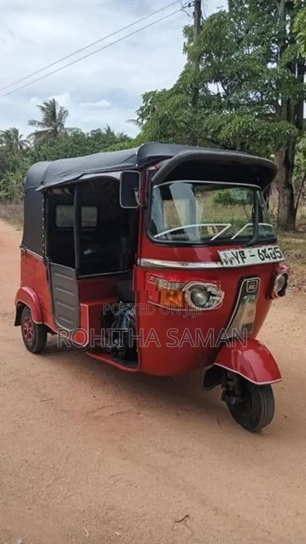 Bajaj RE Three Wheeler 2011